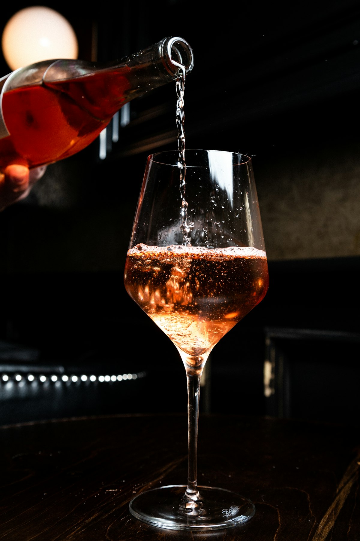 Les étapes de la vinification : comment le raisin devient vin